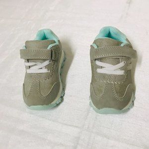 Simple Joys by Carter's Sneaker, Silver/Multi Size 6 Toddler